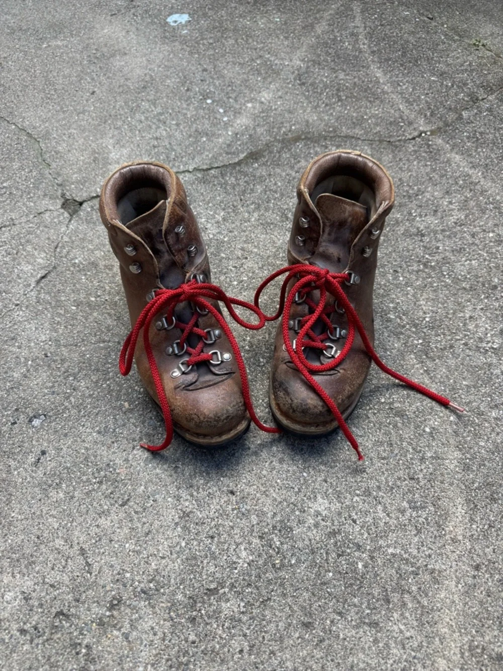 Vintage Raichle Swiss Mountaineering Hiking Boots Leather Vibram Sole Mens 7.5
